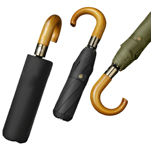 木製のハンドル風の防風と自動を備えたエレガントなクラシック傘